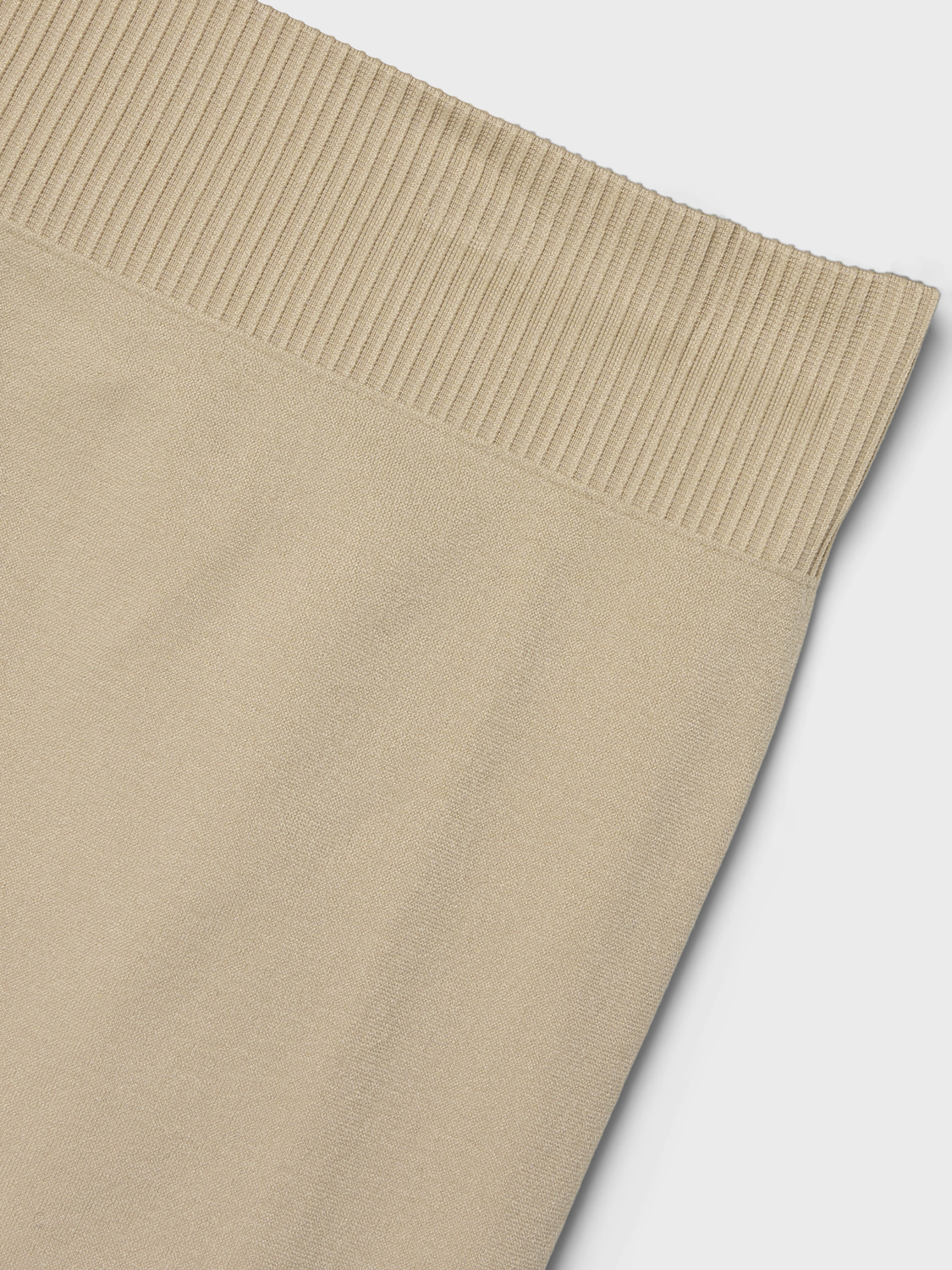 NKFNOJA Shorts - Humus